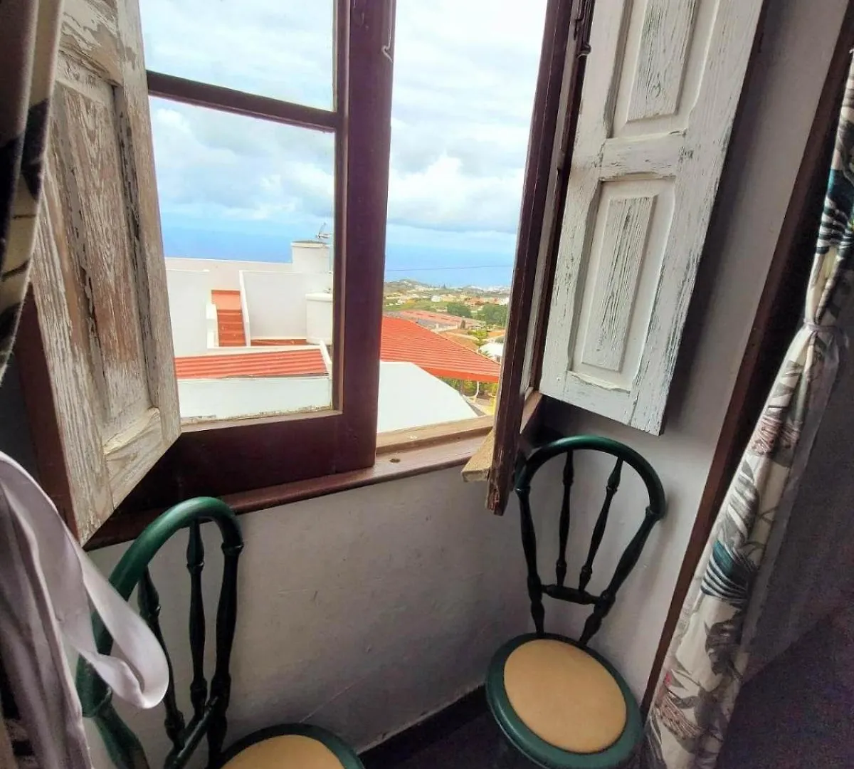Hotel Acoran Family Guests House Firgas With Included Morning Yoga Practice Spagna