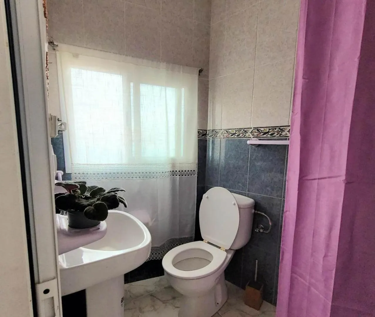 Hotel Acoran Family Guests House Firgas With Included Morning Yoga Practice Spagna